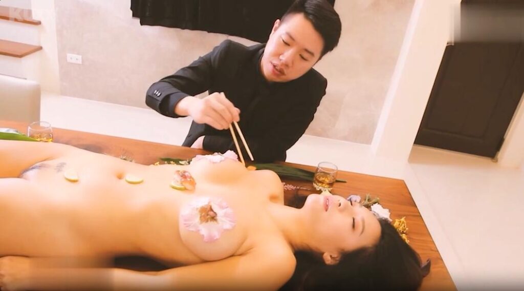 Buoi thuong thuc sashimi sung suong cung co em phuc vu